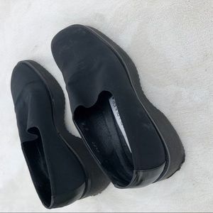 Donald J. Pliner Shoes Black Comfort Slip-Ons
